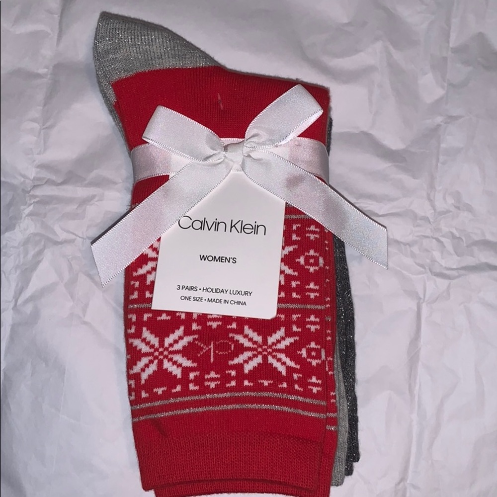 ‼️FINAL SALE‼️CALVIN KLEIN 3 PAIRS LUXURY SOCKS